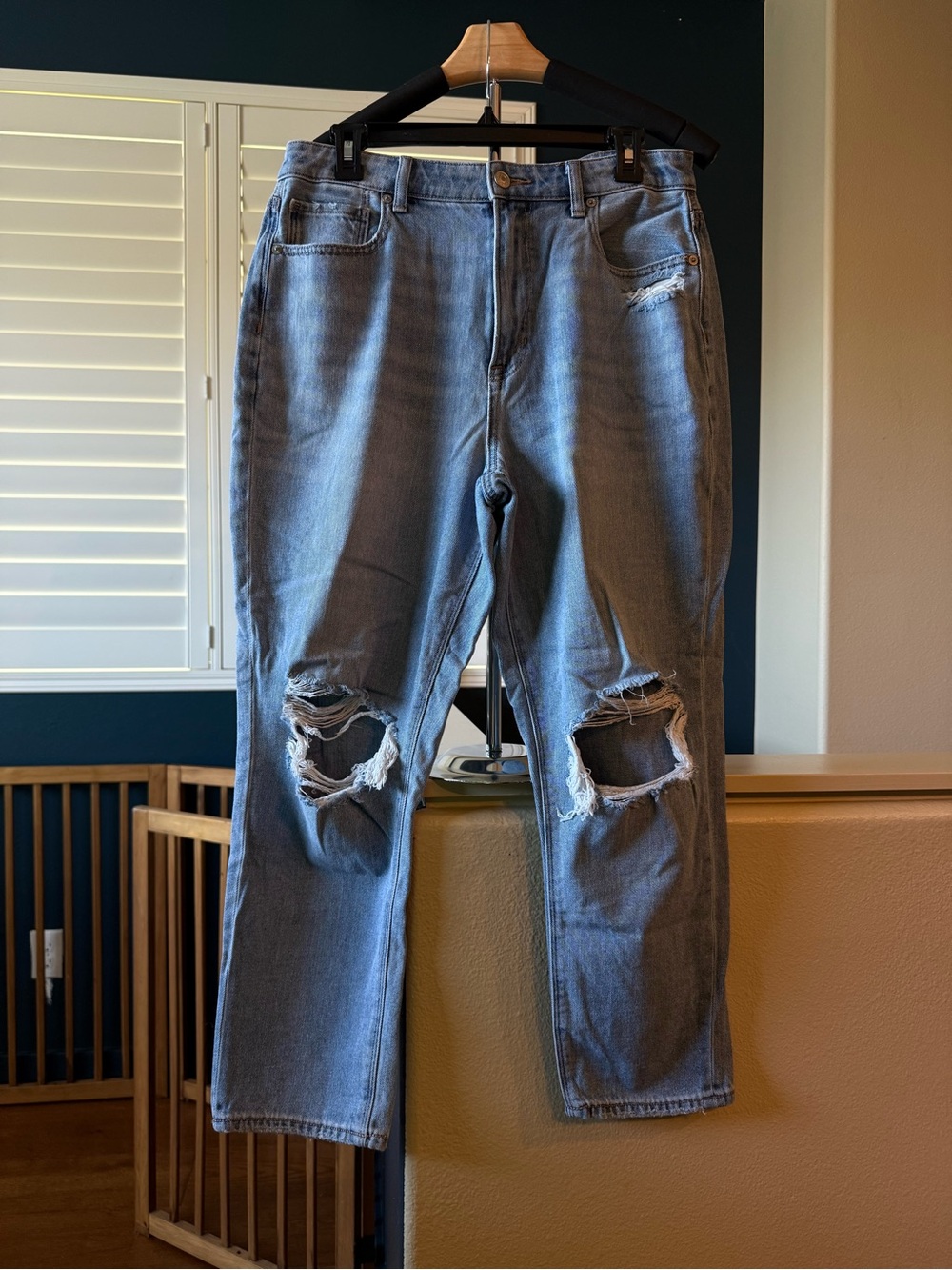American Eagle Outfitters Distressed Light Blue Boyfriend Jeans